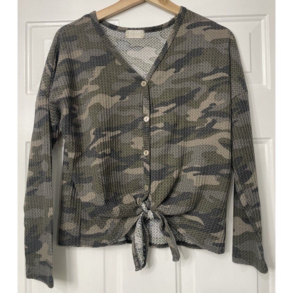 S Altar'd State Women's Camo Waffle Knit Button Front Tie Long Sleeve Shirt Top